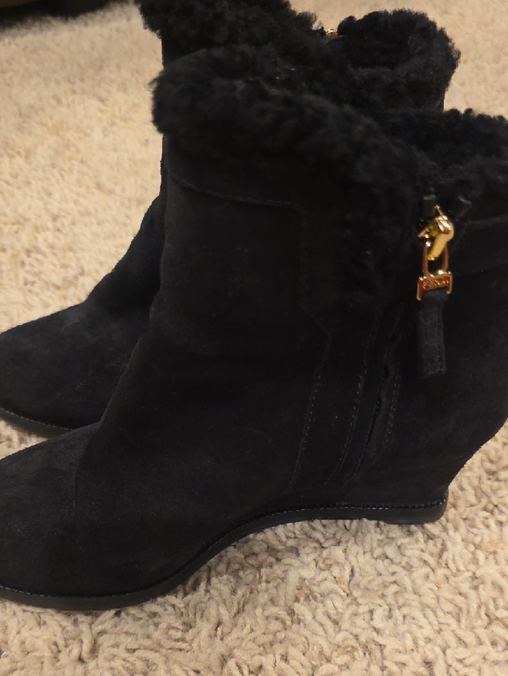 FENDI Women’s Black Suede Buckle Shearling Wedge Ankle Boots Sz 36.5 - Picture 5 of 8